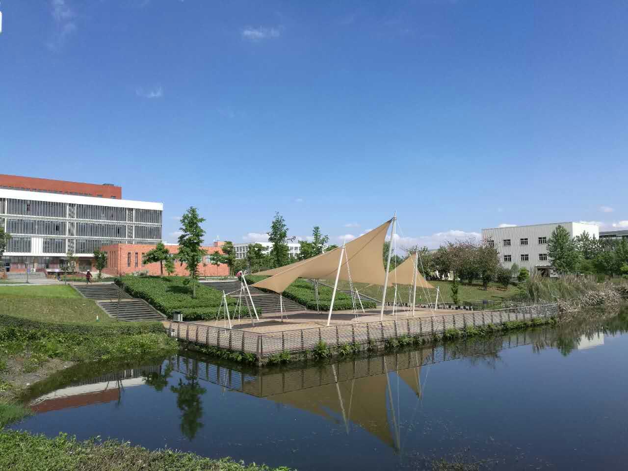 四川水利职业技术学院学校简介 四川水利职业技术学院学校简介