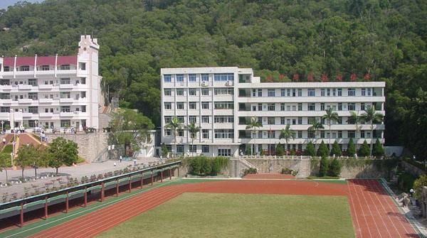 平坝县职业高级中学学校简介 平坝县职业高级中学学校简介