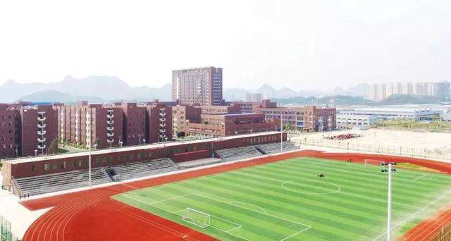 贵州航天职业技术学院学校简介 贵州航天职业技术学院学校简介