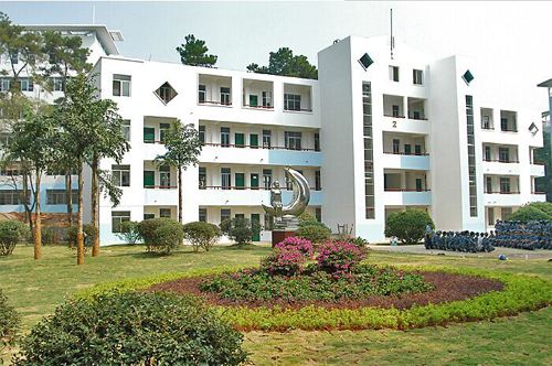 水钢职工中等专业学校学校简介 水钢职工中等专业学校学校简介