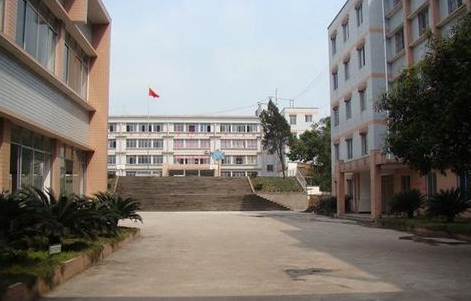 成都五年制大专学校排名榜
