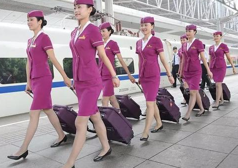 女生初中毕业读什么专业好
