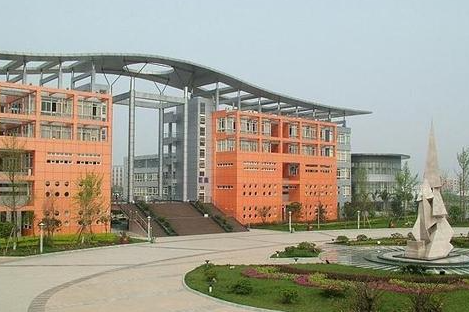 初中毕业能上技校么