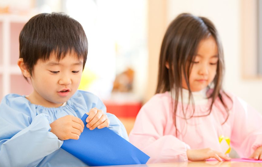 现在初中毕业女生学什么专业好