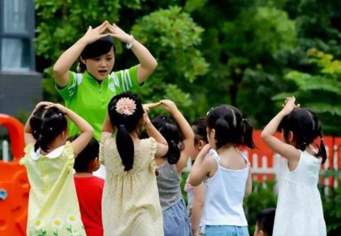 成都幼师专业哪个学校好