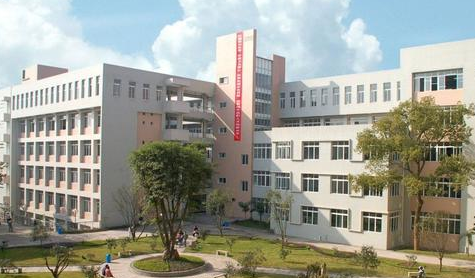成都附近什么职业学校好