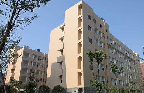 四川2021年中考372可以读的学校