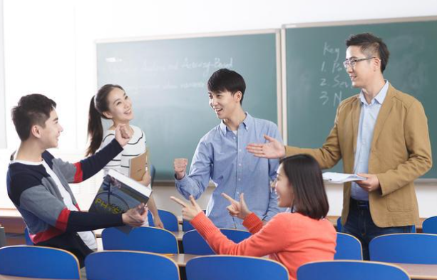 四川适合女孩子的职校专业有哪些