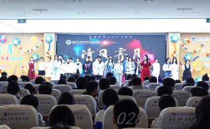 新津实验高中 新津实验高中