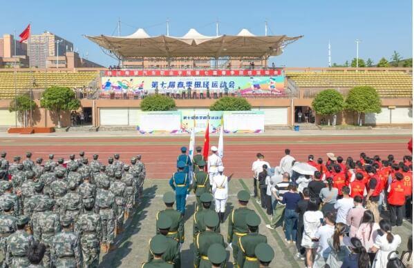 四川希望汽车职业学院 四川希望汽车职业学院