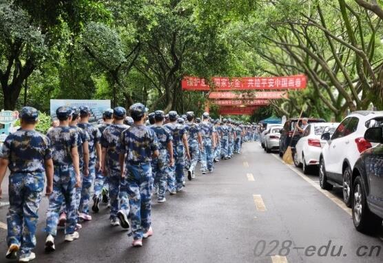 四川国盛技工学校