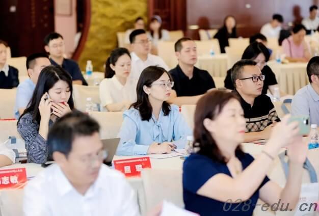 成都华商理工职业学校 成都华商理工职业学校