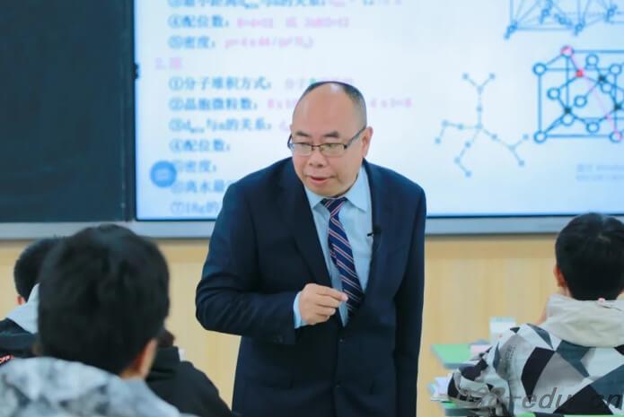 北外附属东坡外国语学校 北外附属东坡外国语学校