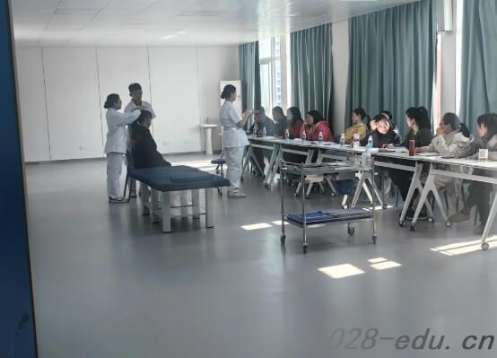 成都铁路卫生学校 成都铁路卫生学校