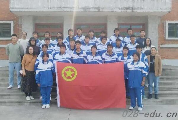 成都市温江区燎原职业技术学校