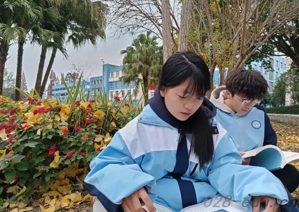 成都新运职业学校