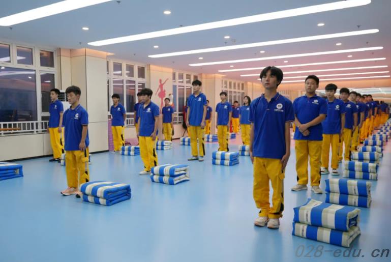 成都万通高级技工学校