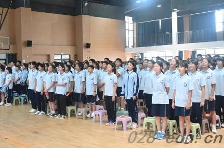 成都新世纪外国语学校