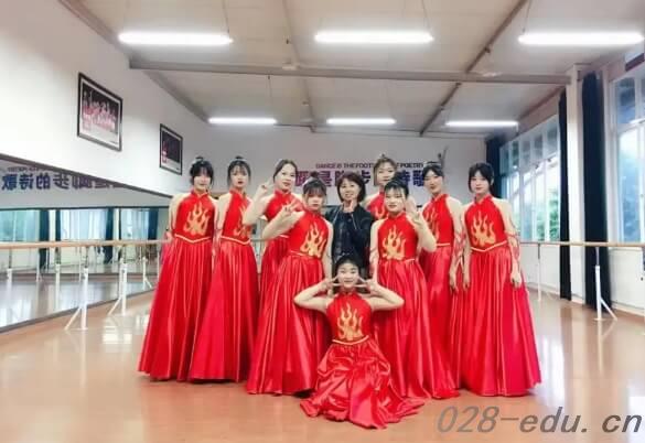 四川矿产机电技师学院