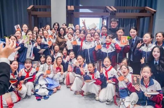 成都市郫都区川科外国语学校 成都市郫都区川科外国语学校