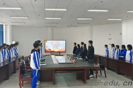 四川省南充卫生学校