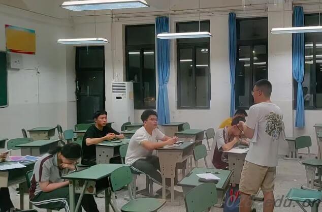 四川省金堂中学校