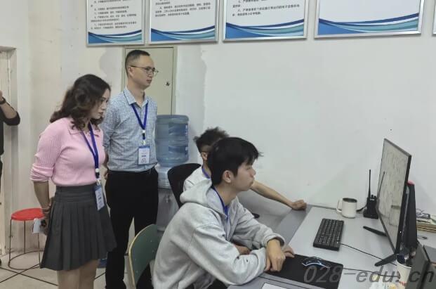 天府新区信息职业学院 天府新区信息职业学院