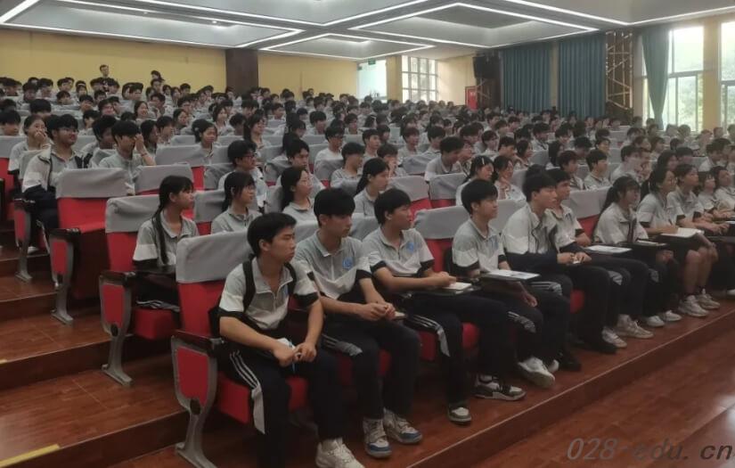 自贡职业技术学校 自贡职业技术学校