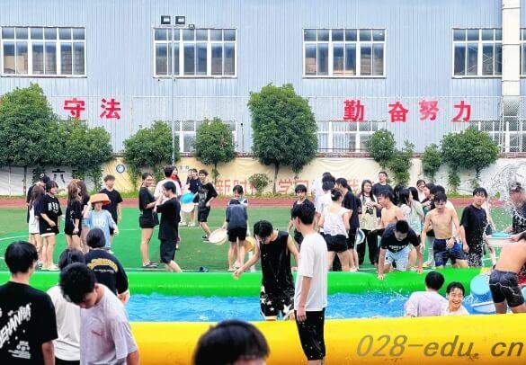 四川科华高级技工学校 四川科华高级技工学校