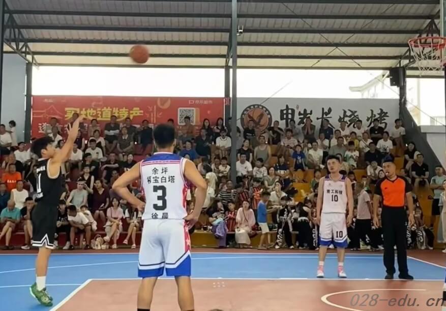 眉山电子职业技术学校 眉山电子职业技术学校