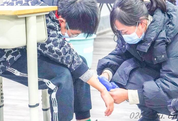 川科外国语 川科外国语