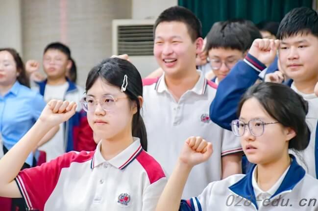 成都市郫都区川科外国语学校 成都市郫都区川科外国语学校