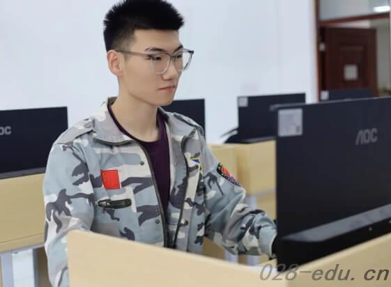 四川天府新区航空旅游职业学院