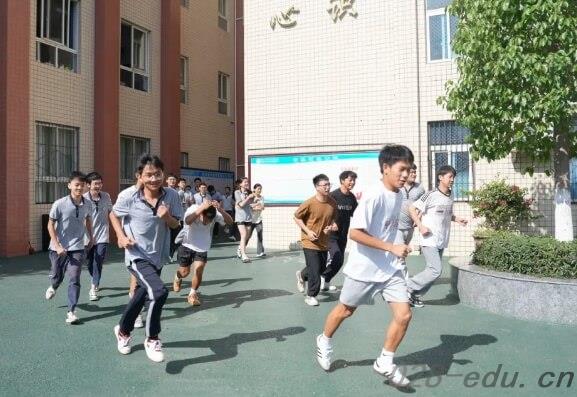 攀枝花市经贸旅游学校 攀枝花市经贸旅游学校