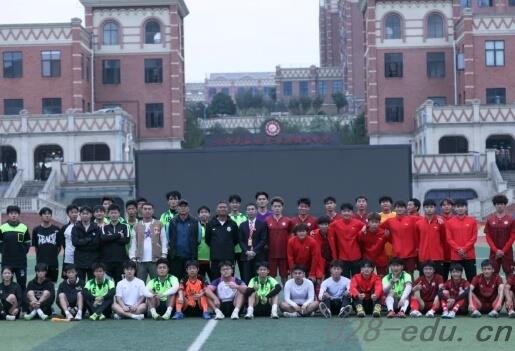 四川天府新区航空旅游职业学院