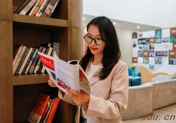 四川矿产机电技师学院