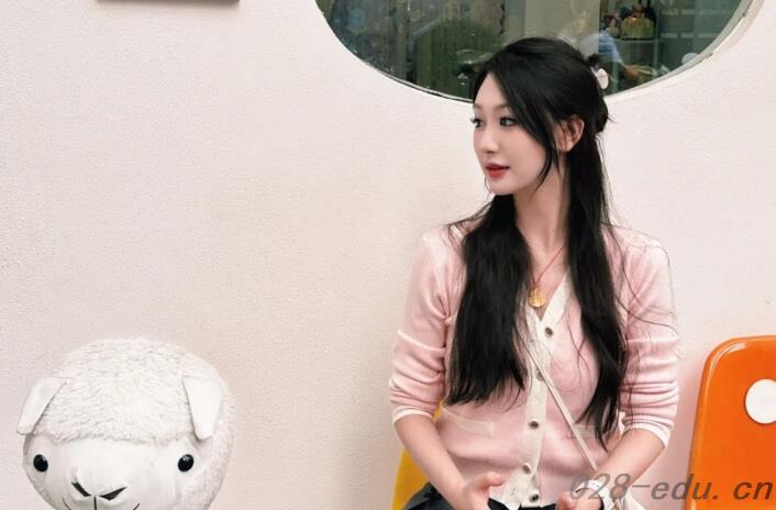 四川天府新区航空旅游职业学院