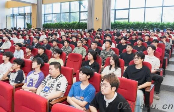 天府新区信息职业学院