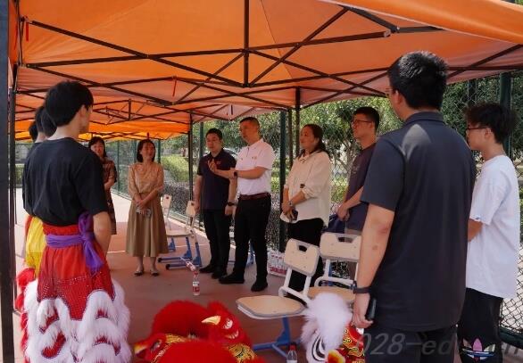 传媒学校 传媒学校