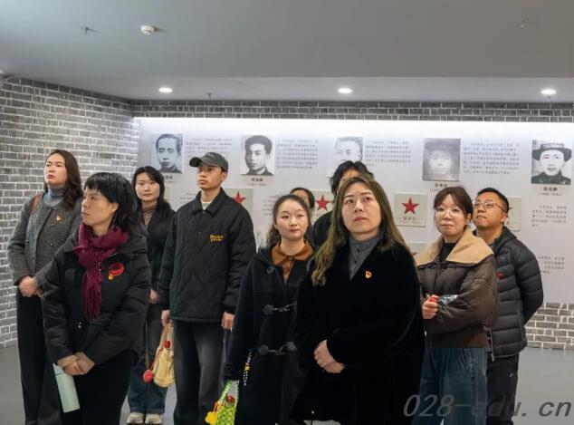 天府新区信息职业学院